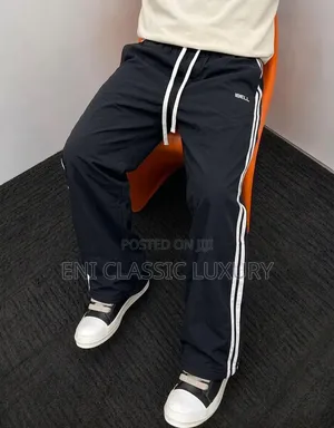 Pure Quality Luxury Men's Cargo Plain Joggers Best Quality Well Banded