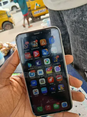 Apple iPhone 11 128 GB White