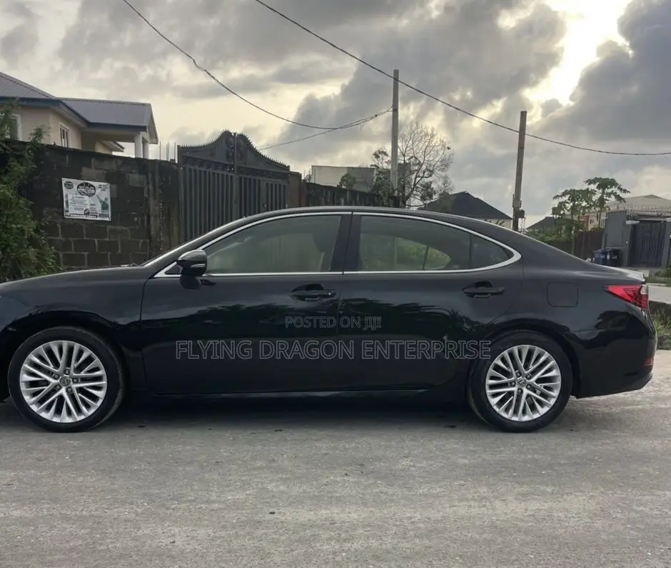 Lexus ES 350 FWD 2013 Black