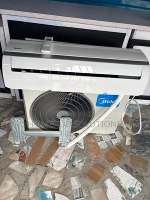 Barley Used Midea 1.5hp Ac
New Model