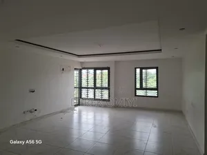 3bdrm Block of Flats in Life Camp for rent