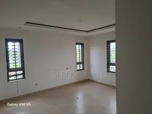3bdrm Block of Flats in Life Camp for rent