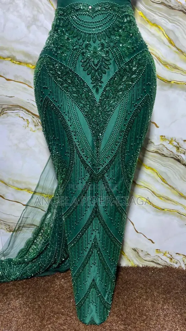 Sampls Laces