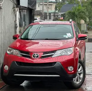 Toyota RAV4 2015 Red