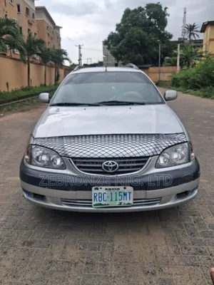 Toyota Avensis 2003 Silver