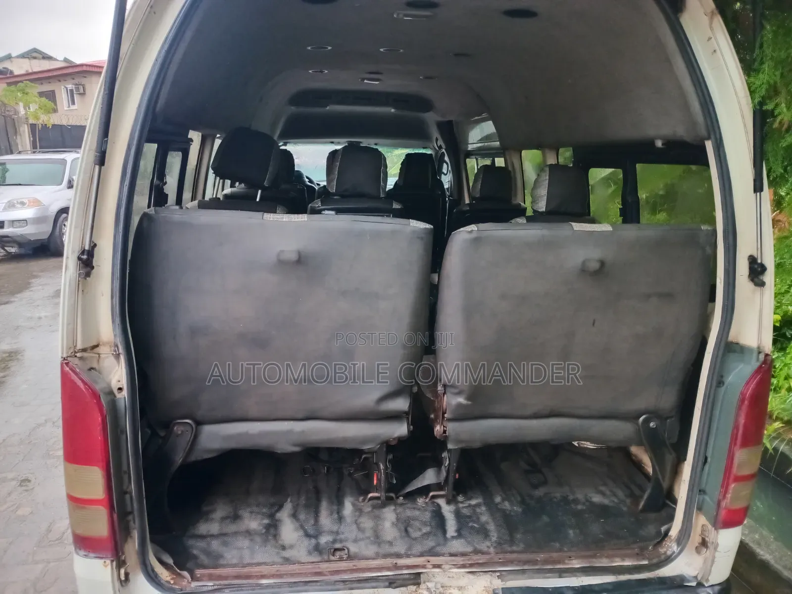 Toyota HiAce 2015 White