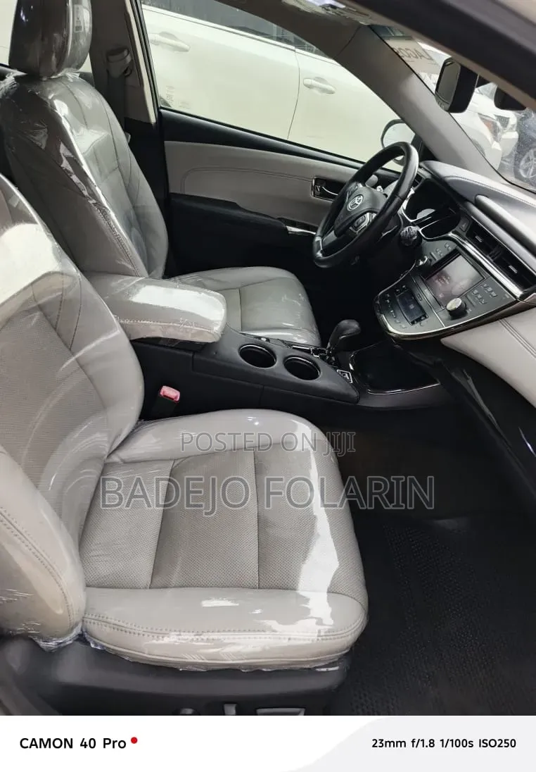 Toyota Avalon 2013 White