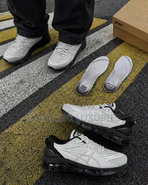 Original Asics X C.P Company Gel-Quantum 360 VLLL Cement Grey Sneakers