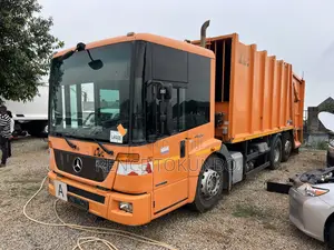 Waste Bin Truck