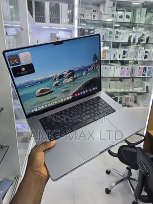 Laptop Apple MacBook Pro 2023 M3 Pro 36GB Apple M3 Pro SSD 1T