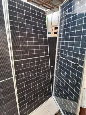 590w Qcell Solar Panel 156cell