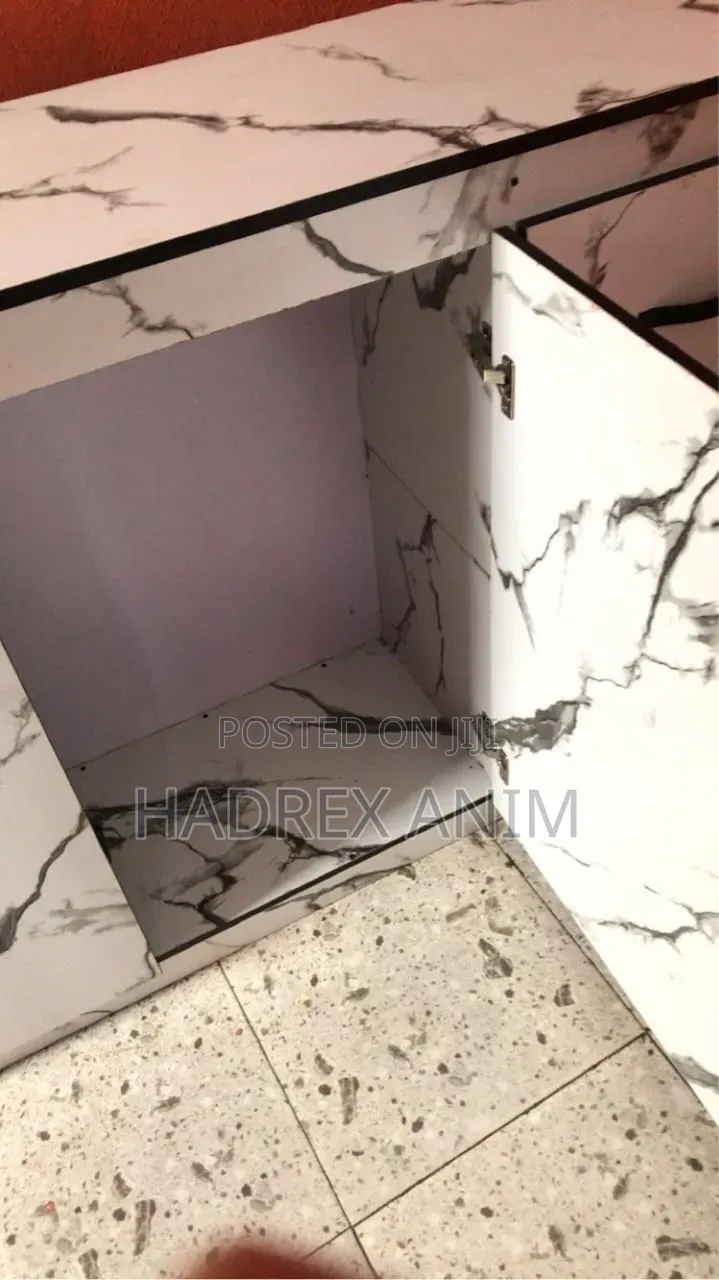 Kitchen Cabinet