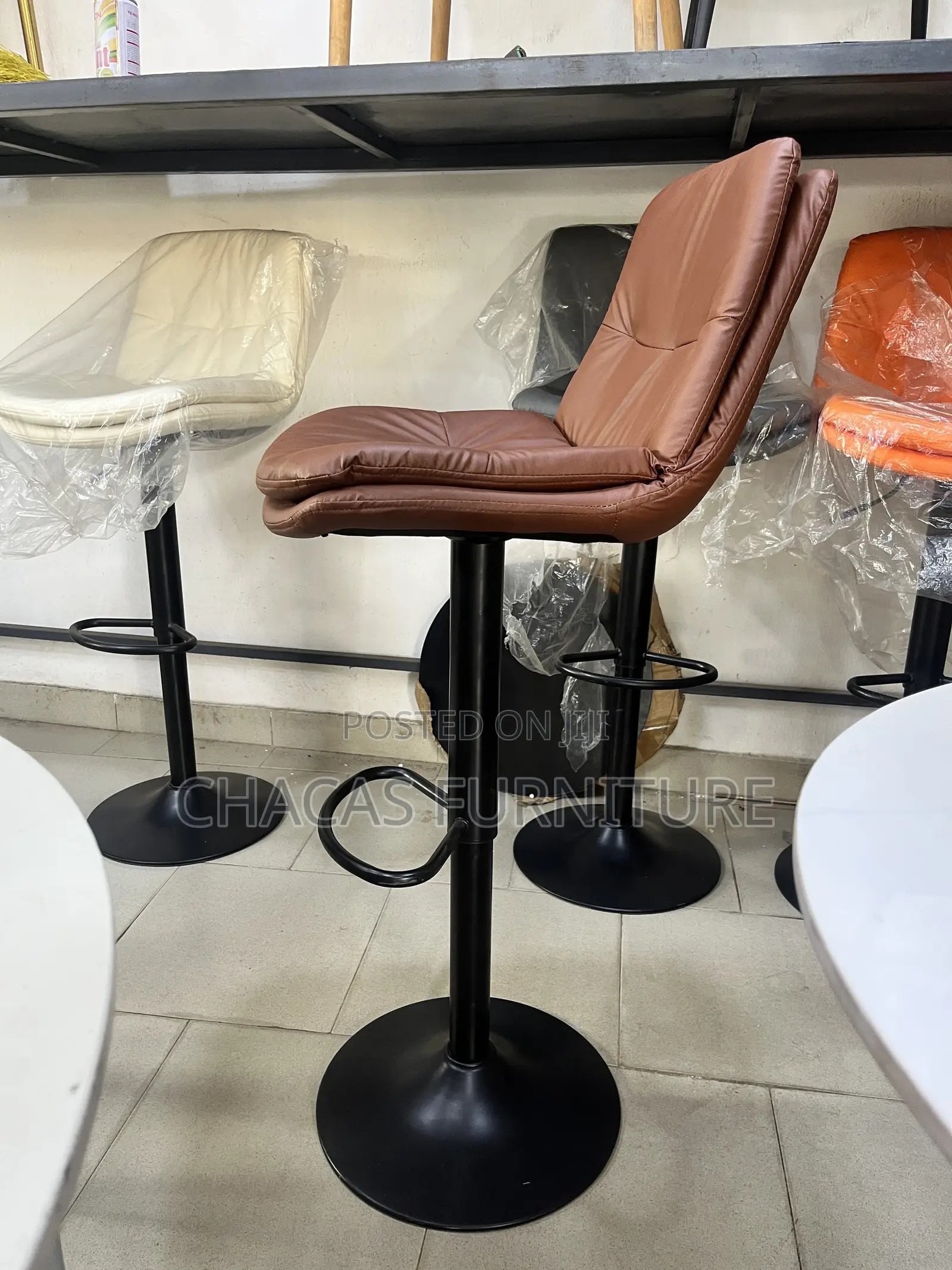Modern Hydraulic Bar Stool - Adjustable Swivel Counter Chair