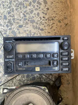 Toyota Car Tape And 4 Speakers. Jbl