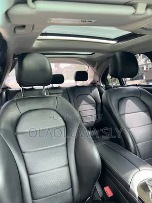 Mercedes-Benz C300 Luxury 4dr RWD Sedan (2.0L 4cyl 7A) 2015 Silver