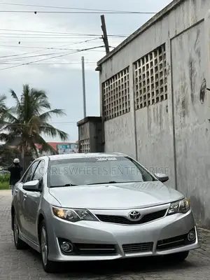 Toyota Camry 2013 Silver