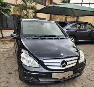 Mercedes-Benz B-Class B200 Petrol 2011 Black