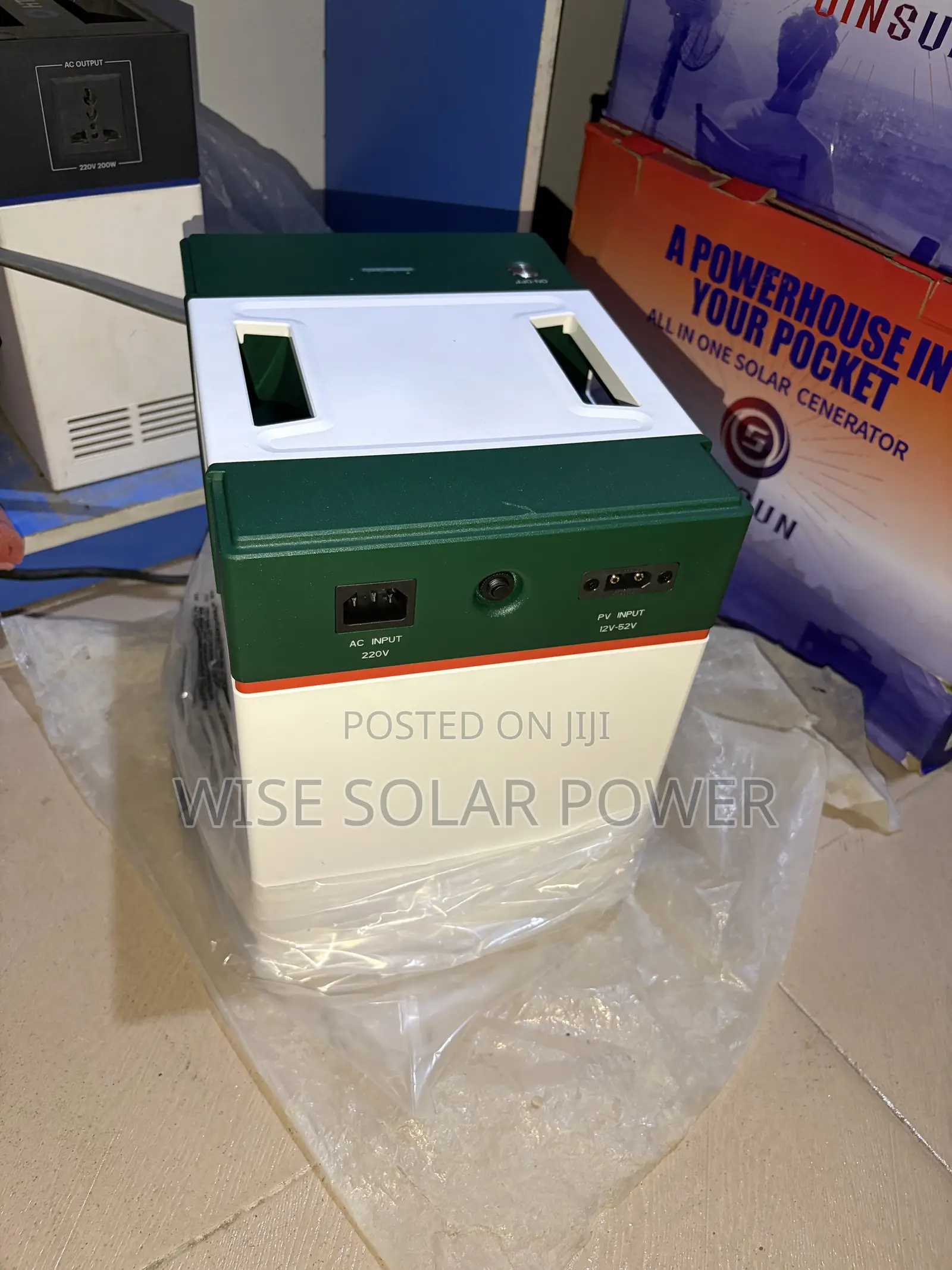 Cola 2000 Solar Generator