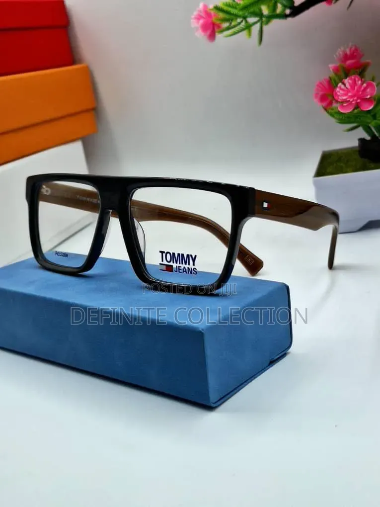 Tommy Hilfiger Top Quality Glass
