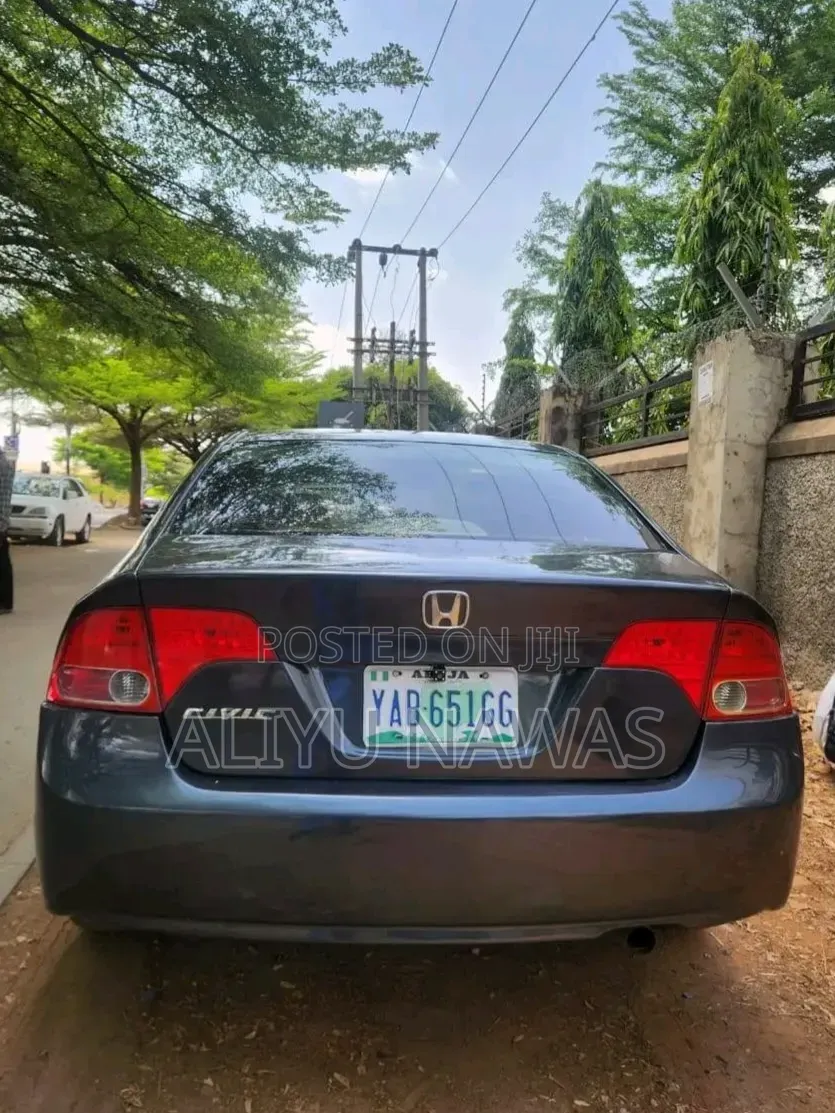 Honda Civic 2008 Gray