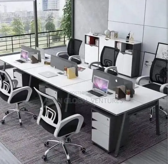 Modern Work Station