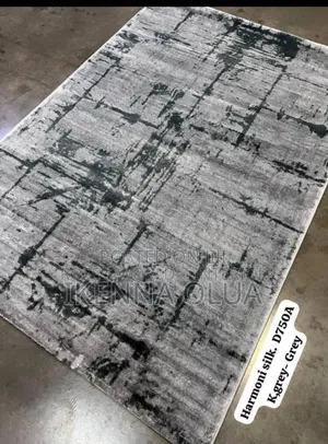 4by6 Center Rug