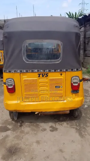 TVS 2020 Orange