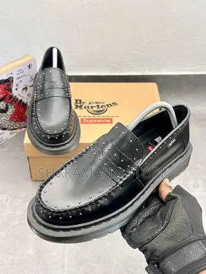 Original Supreme Dr Martens Stud