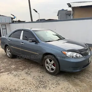 Toyota Camry 2004 Blue