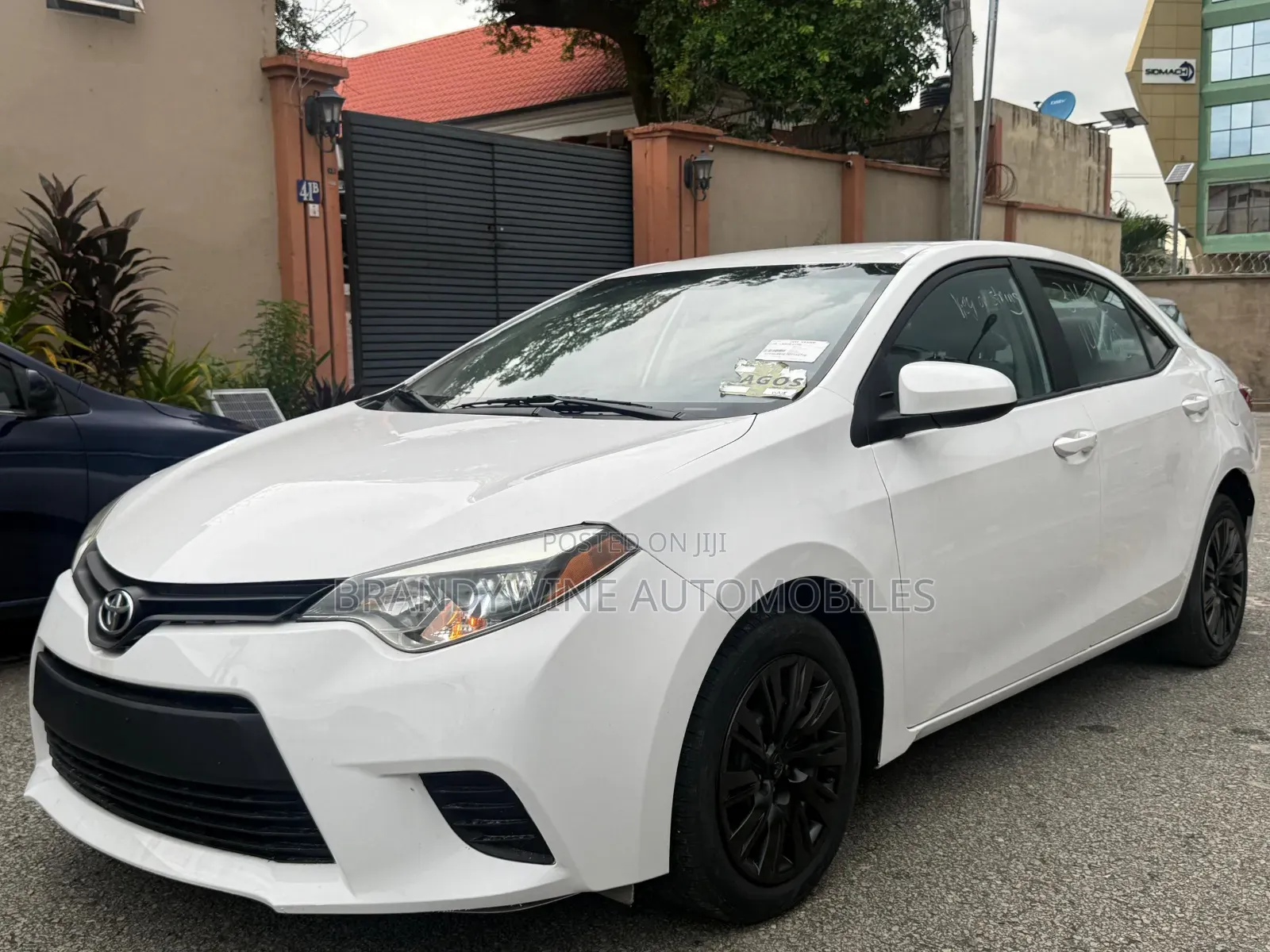 Toyota Corolla 2014 White