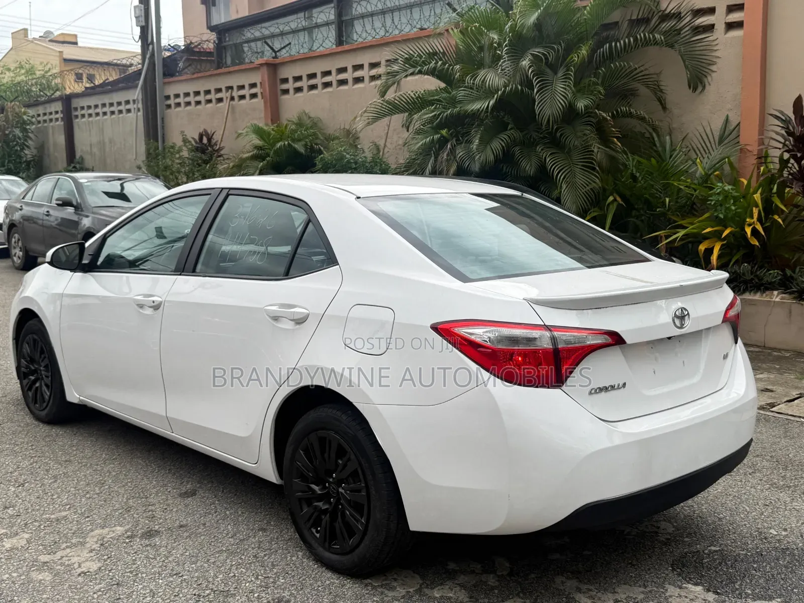 Toyota Corolla 2014 White