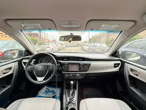 Toyota Corolla 2014 White