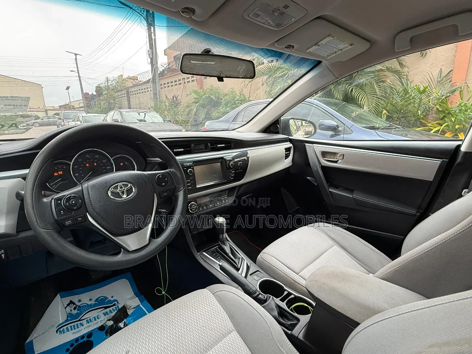 Toyota Corolla 2014 White