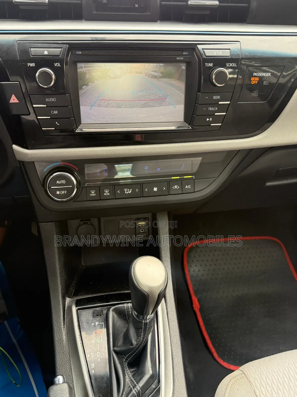 Toyota Corolla 2014 White