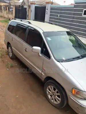 Honda Shuttle 2.3 2000 Silver