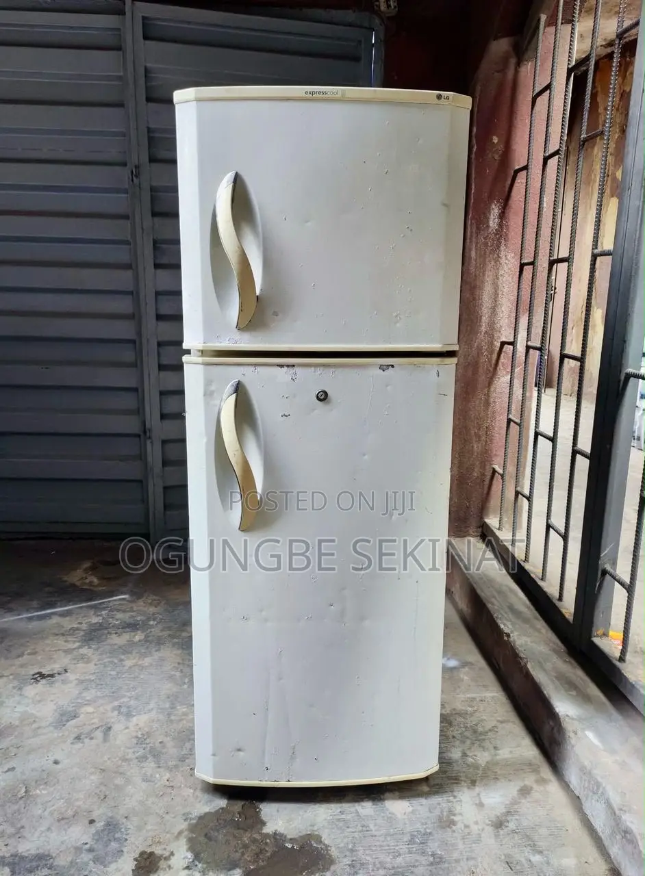 Refrigerator