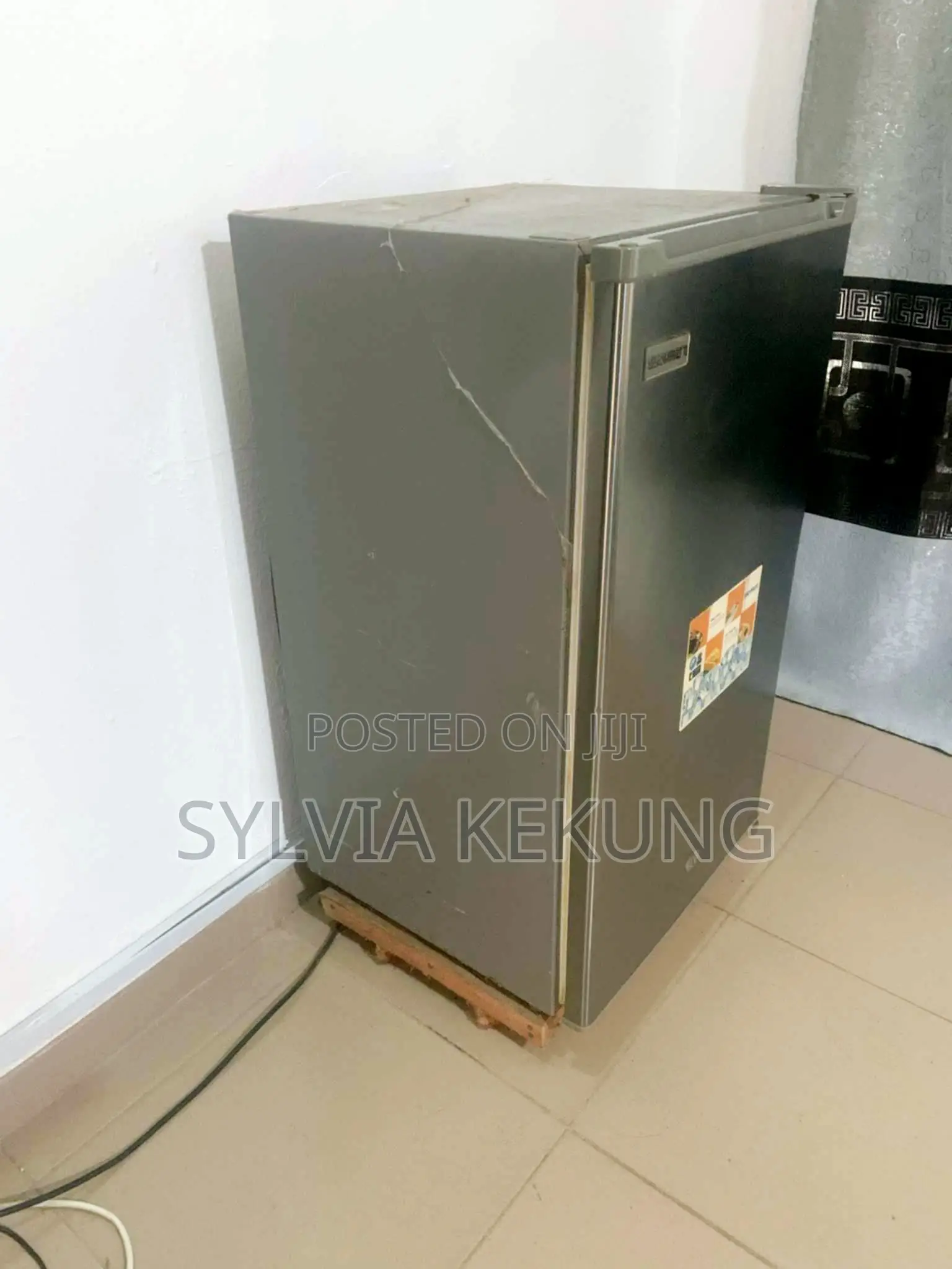 Skyrun Table Top Fridge