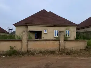3bdrm Bungalow in Shimex Estate, Sabon Lugbe for sale