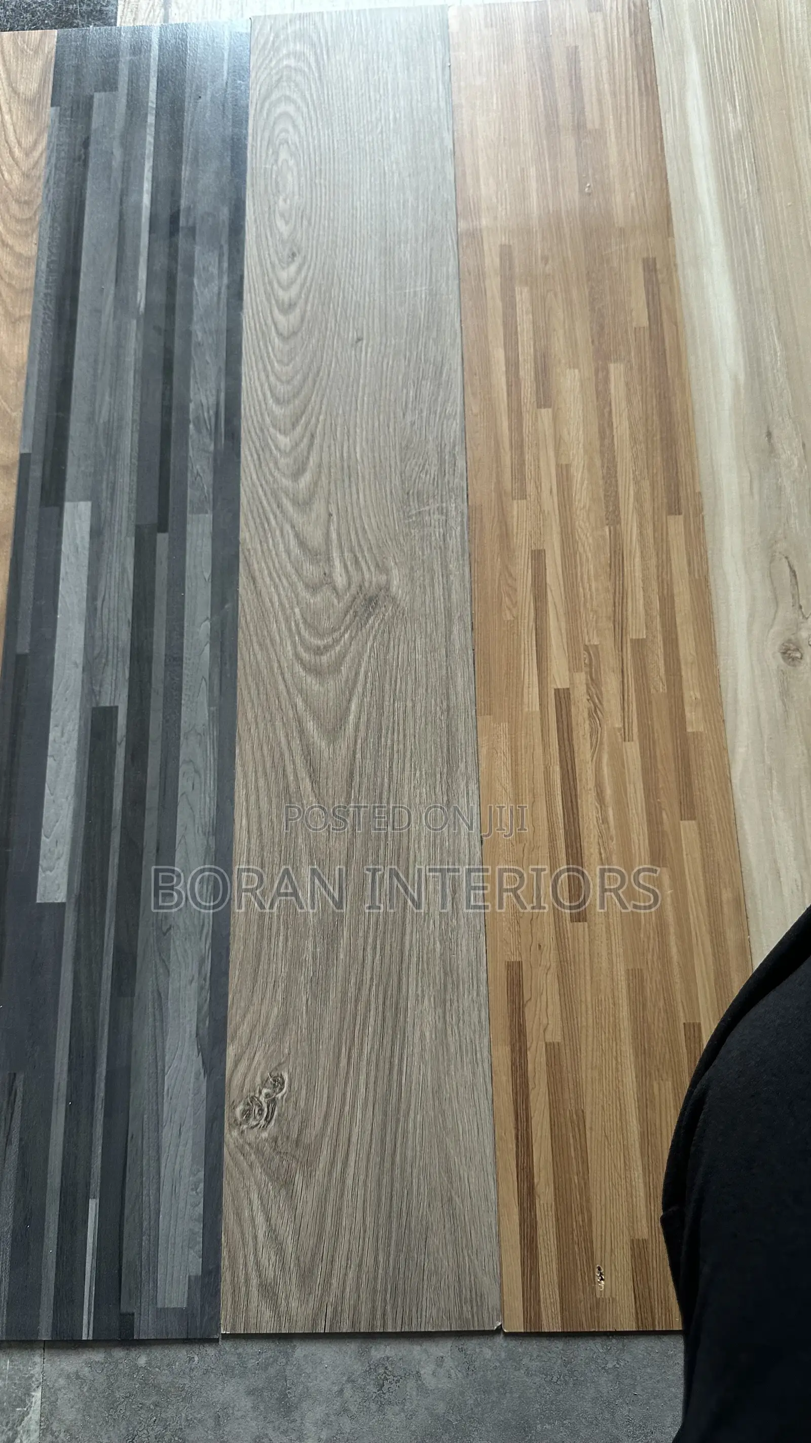Luxury SPC/Vinyl Wooden Floor