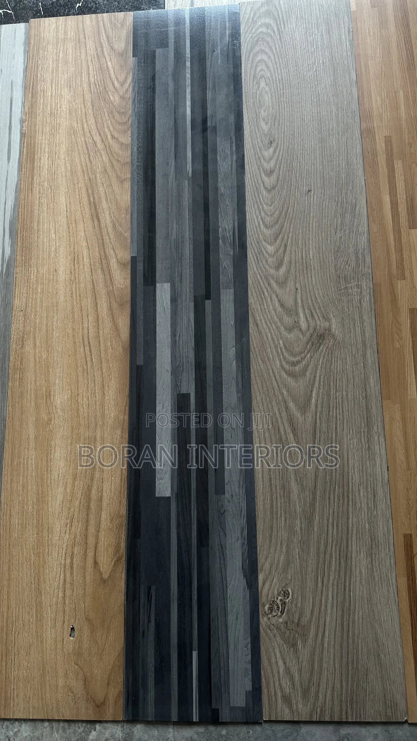 Luxury SPC/Vinyl Wooden Floor