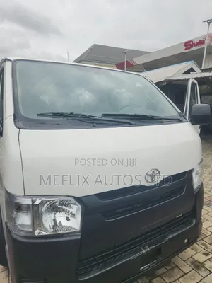 Toyota HiAce 2012 White