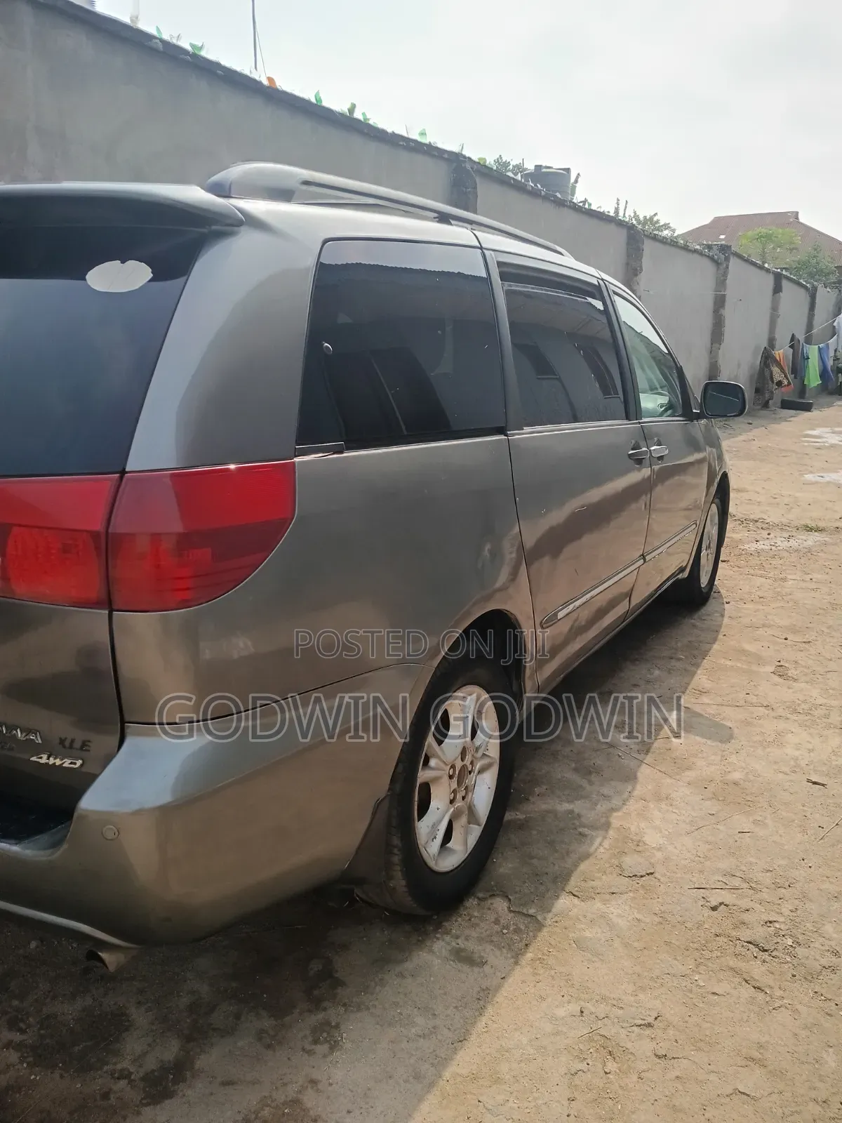 Toyota Previa 2005 Grey