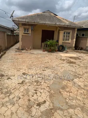 Furnished 3bdrm Bungalow in Ifo for sale