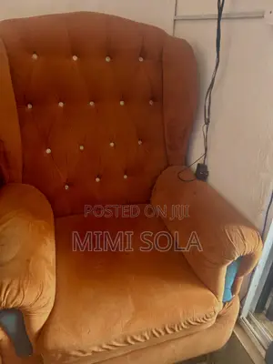 Neatly Used Single Chair
