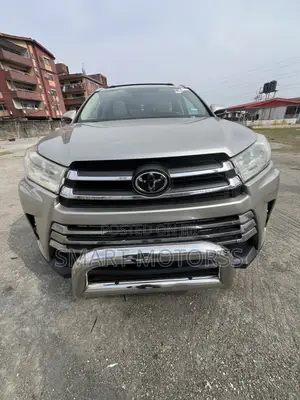 Toyota Highlander 2019 Gold