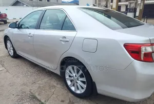 Toyota Camry 2012 Silver
