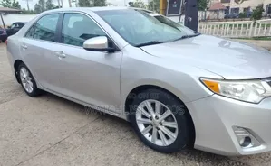 Toyota Camry 2012 Silver
