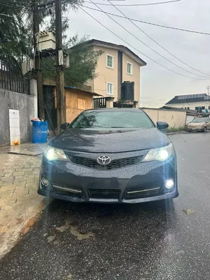 Toyota Camry 2014