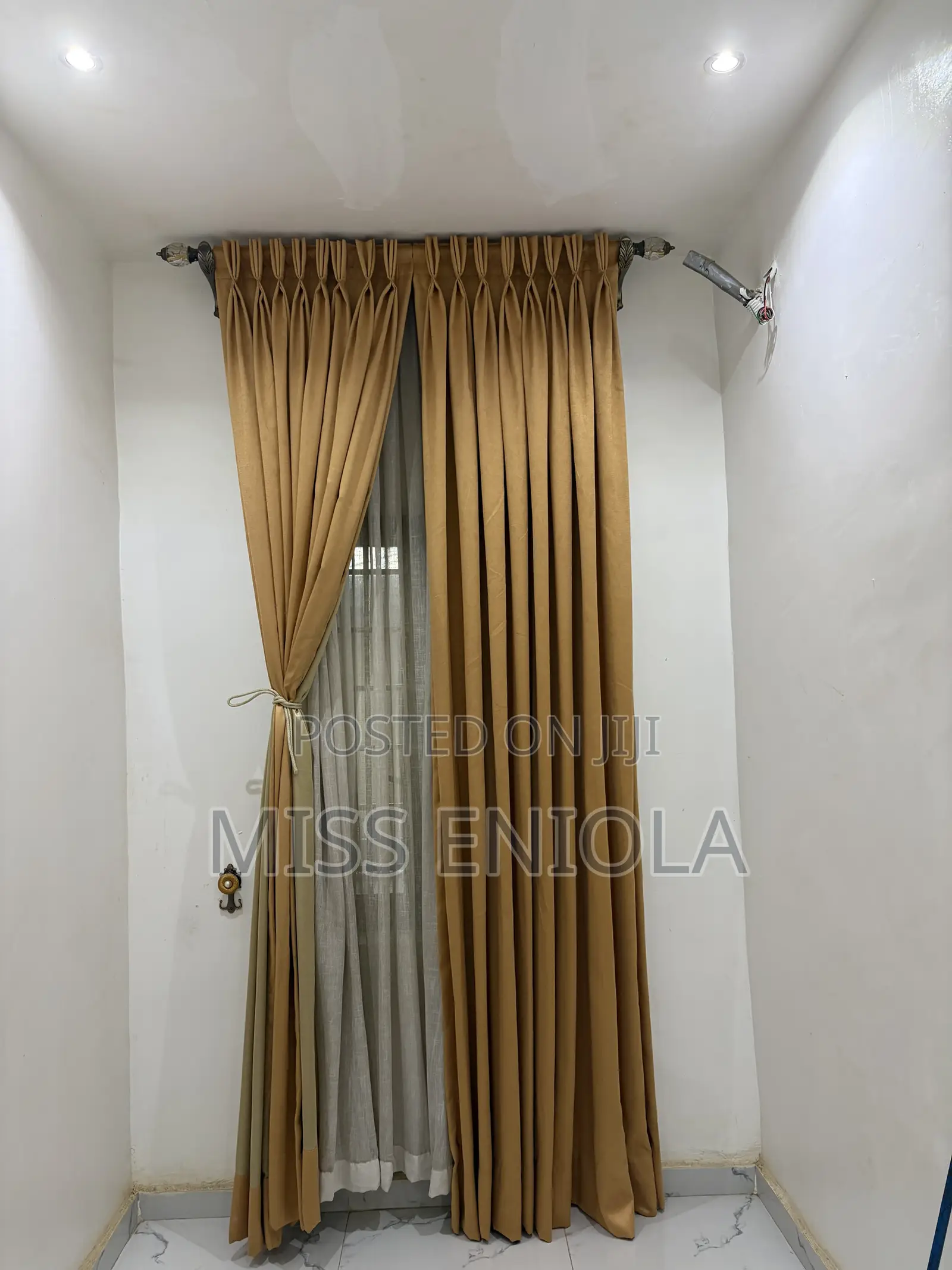 Few Months Used Curtain