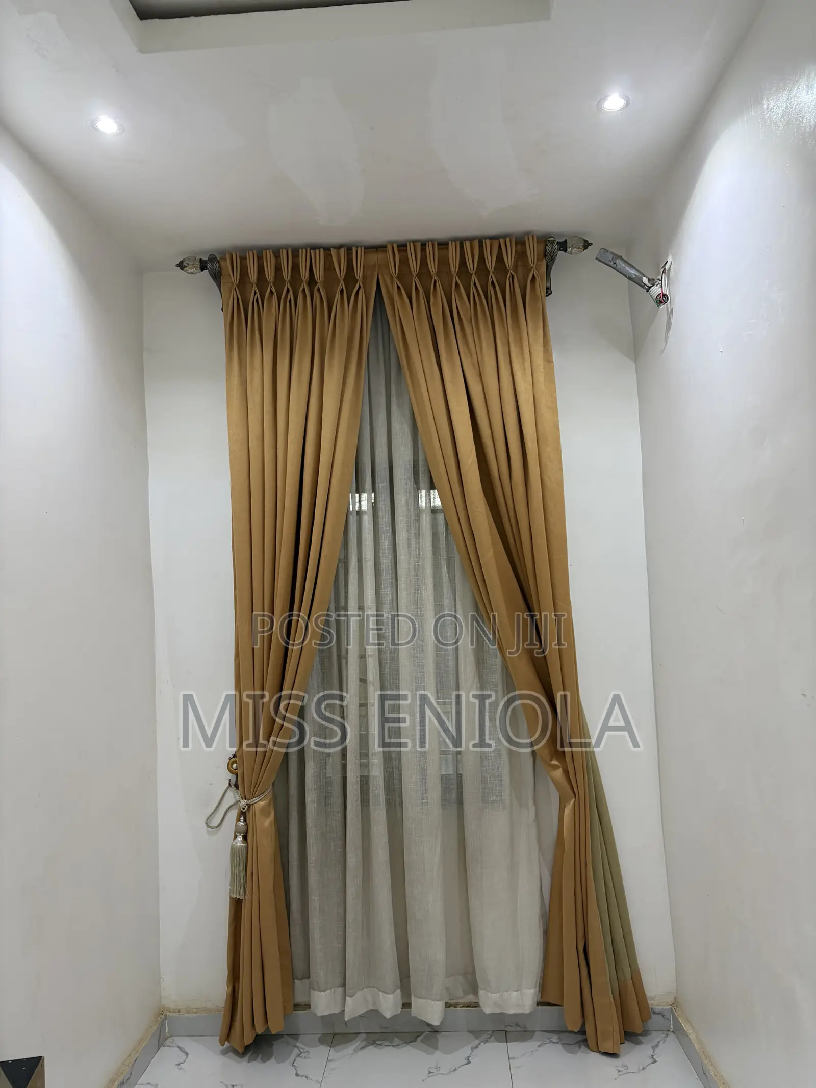 Few Months Used Curtain